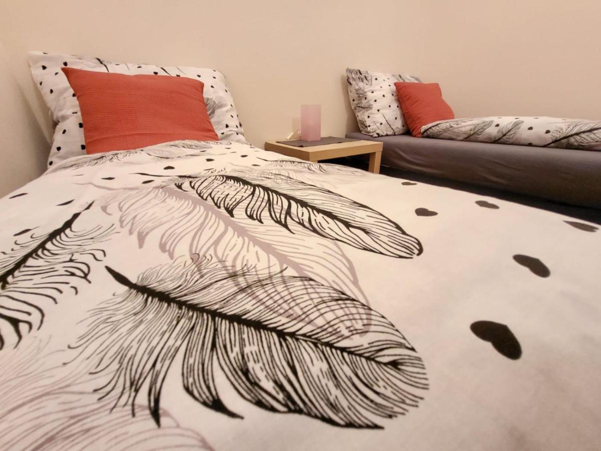Velky Apartman 2 Братислава Екстер'єр фото